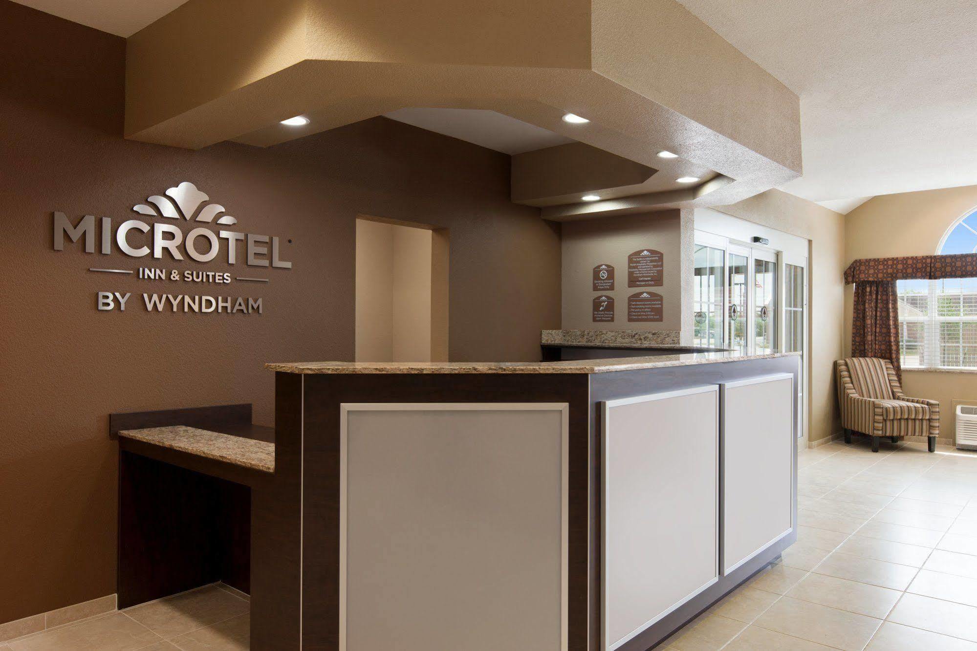 Microtel Inn & Suites Pleasanton Luaran gambar